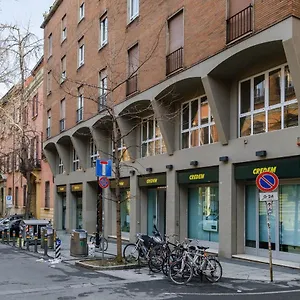  Appartamento Piazza De' Calderini By Wonderful Italy Italia