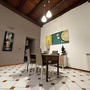 Casa Nel Vicolo Hébergement de vacances